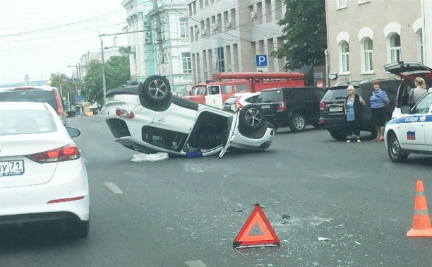 ДТП с «перевертышем» в Туле на пр. Ленина попало на видео