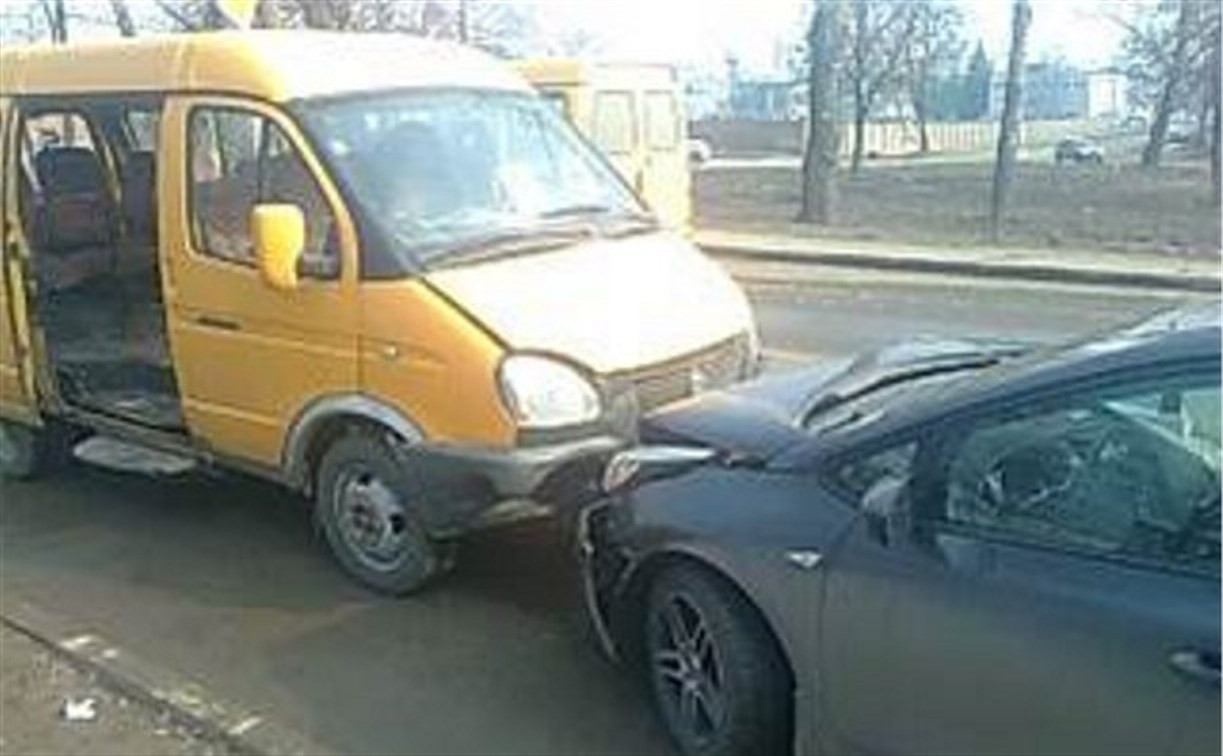 В Ефремове в ДТП с маршруткой пострадала женщина 