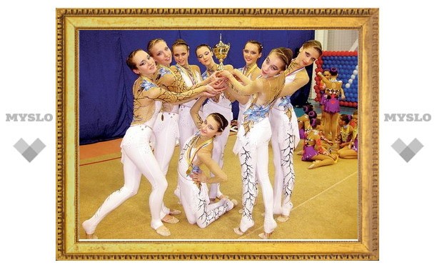 Гимнастки из "Роксэт" успешно выступили на Кубке России