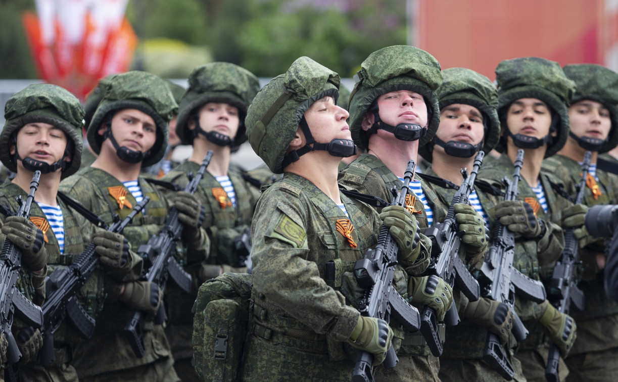 Как в Туле прошел Парад Победы. Большой фоторепортаж  