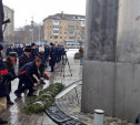 Алексей Дюмин возложил цветы к памятнику героическим защитникам Тулы