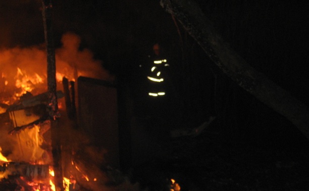 На пепелище сгоревшей в Туле дачи обнаружен труп