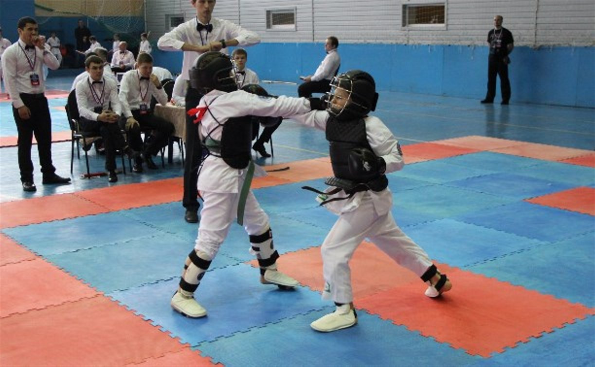 Тульские каратисты завоевали 11 медалей на турнире в Воронеже