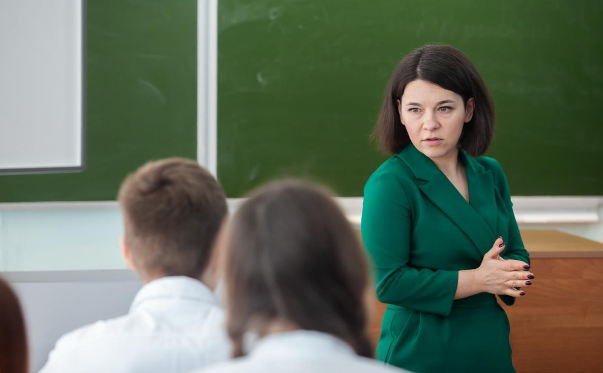 Менеджеры по продажам, копирайтеры: в какие профессии переходят бывшие учителя?