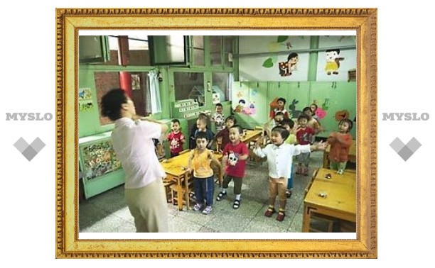 В Китае вооруженный мужчина напал на воспитанников детского сада