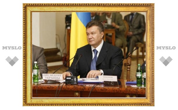 Янукович собрался уволить непослушного министра