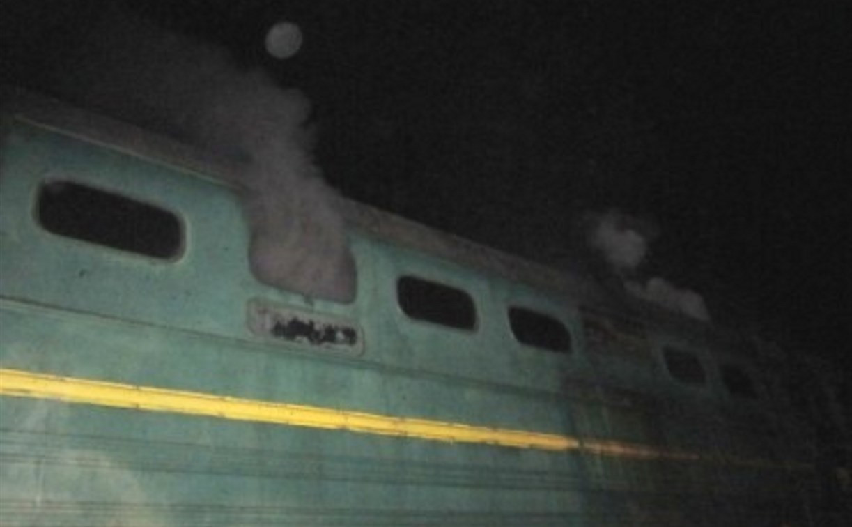 В Тульской области сгорел локомотив