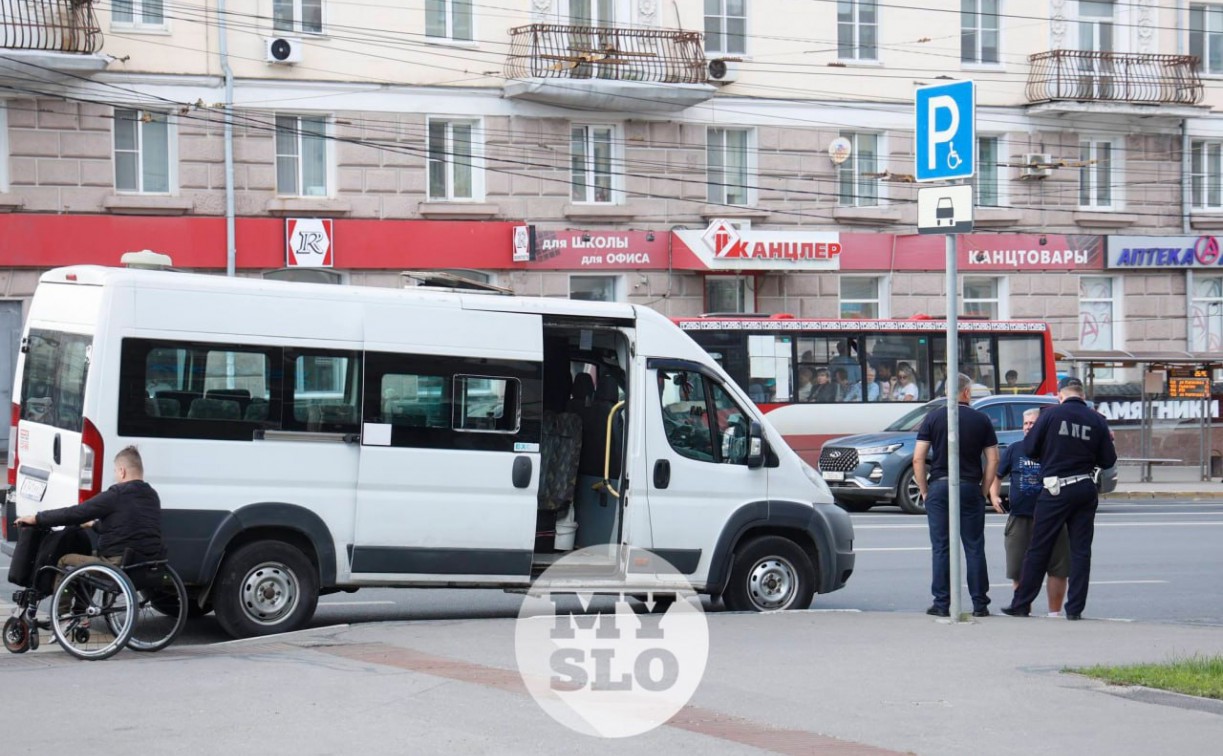 В Туле из маршрутки на ходу выпала девушка: прокуратура завершила проверку 