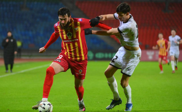 «Арсенал» сыграл вничью с «Нефтехимиком»