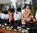 На верандах и террасах летних кафе запретили курить