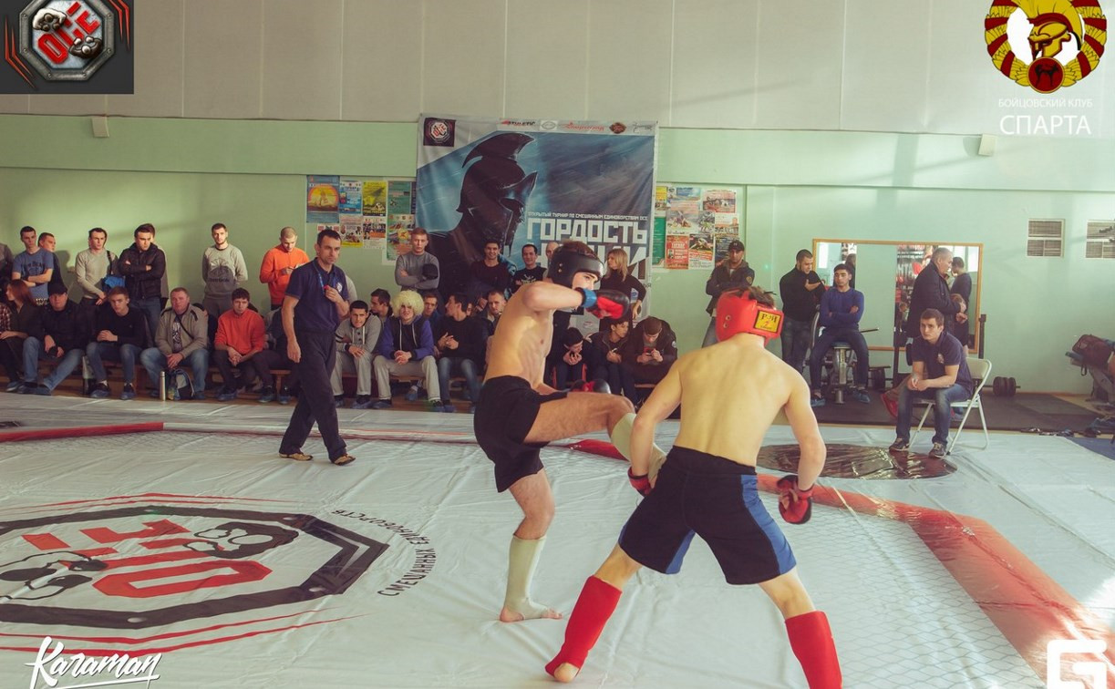Тульские борцы выступили на турнире в Калуге