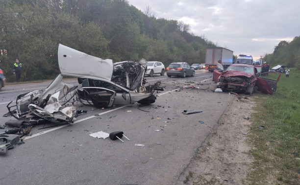 Появилось видео с места смертельной аварии на трассе М-2 «Крым» в Тульской области