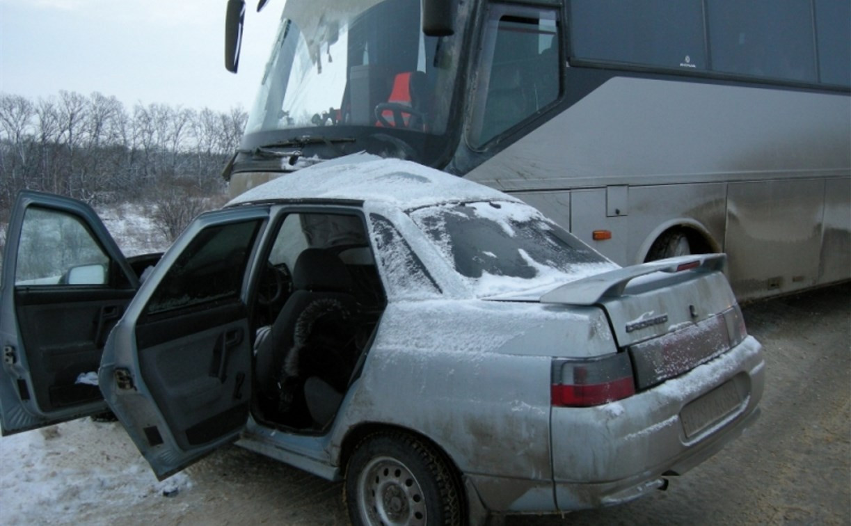 Авария «десятки» и пассажирского автобуса: подробности