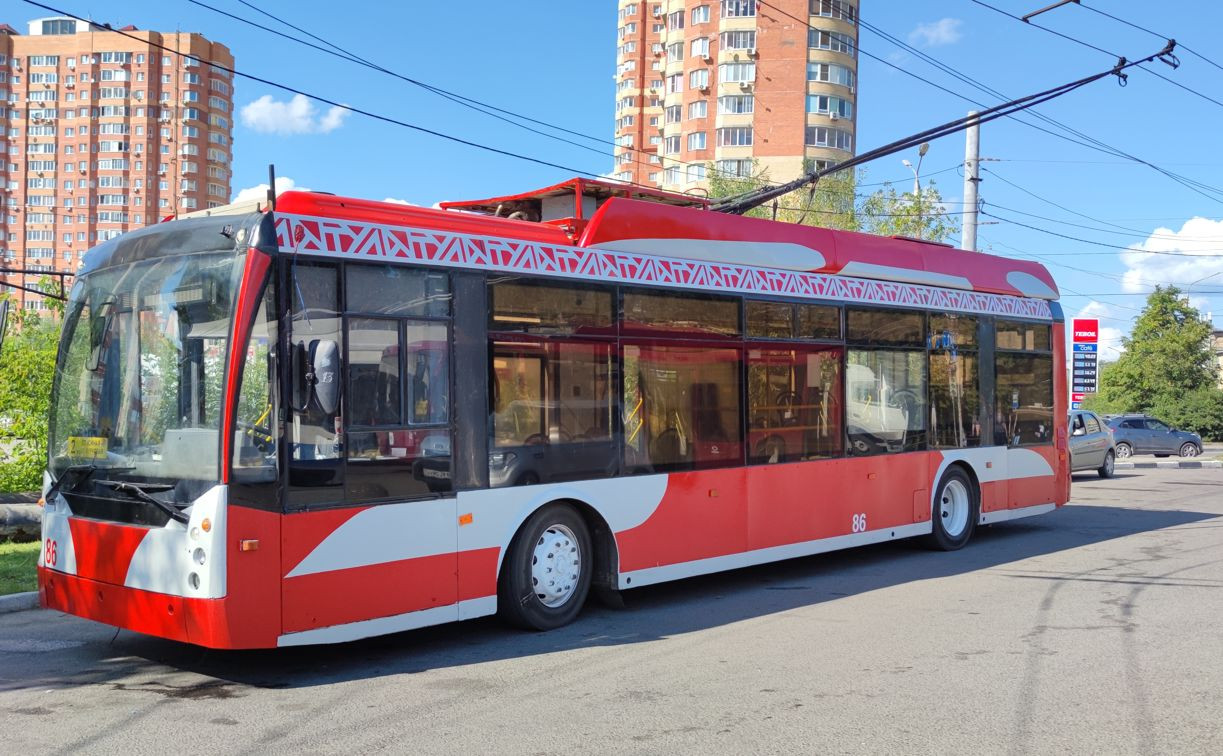 Как у «львят»: на улицы Тулы вышел троллейбус с новым дизайном