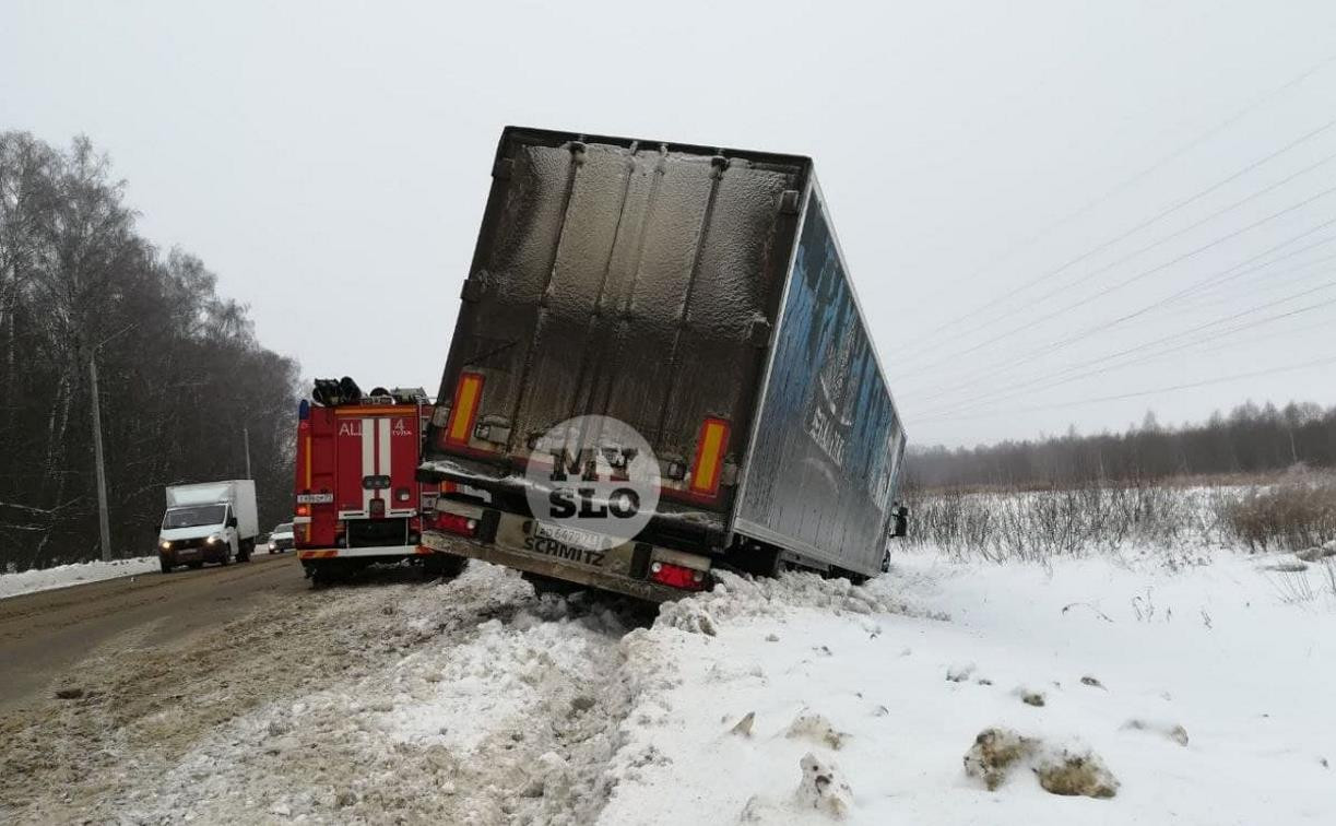 На Одоевском шоссе в Туле у водителя фуры отказало сердце