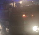 В Петровском сгорела хозпостройка: пострадали два человека