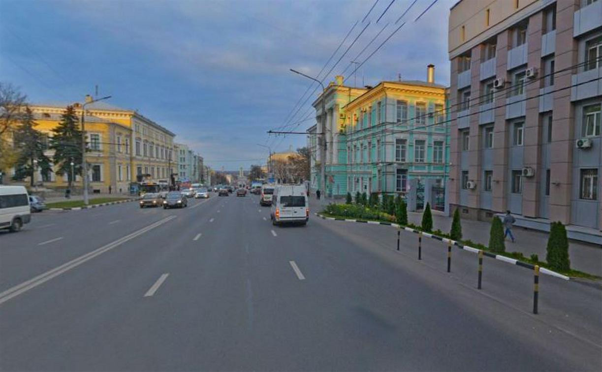 В Туле на проспекте Ленина около прокуратуры запретили левый поворот и разворот