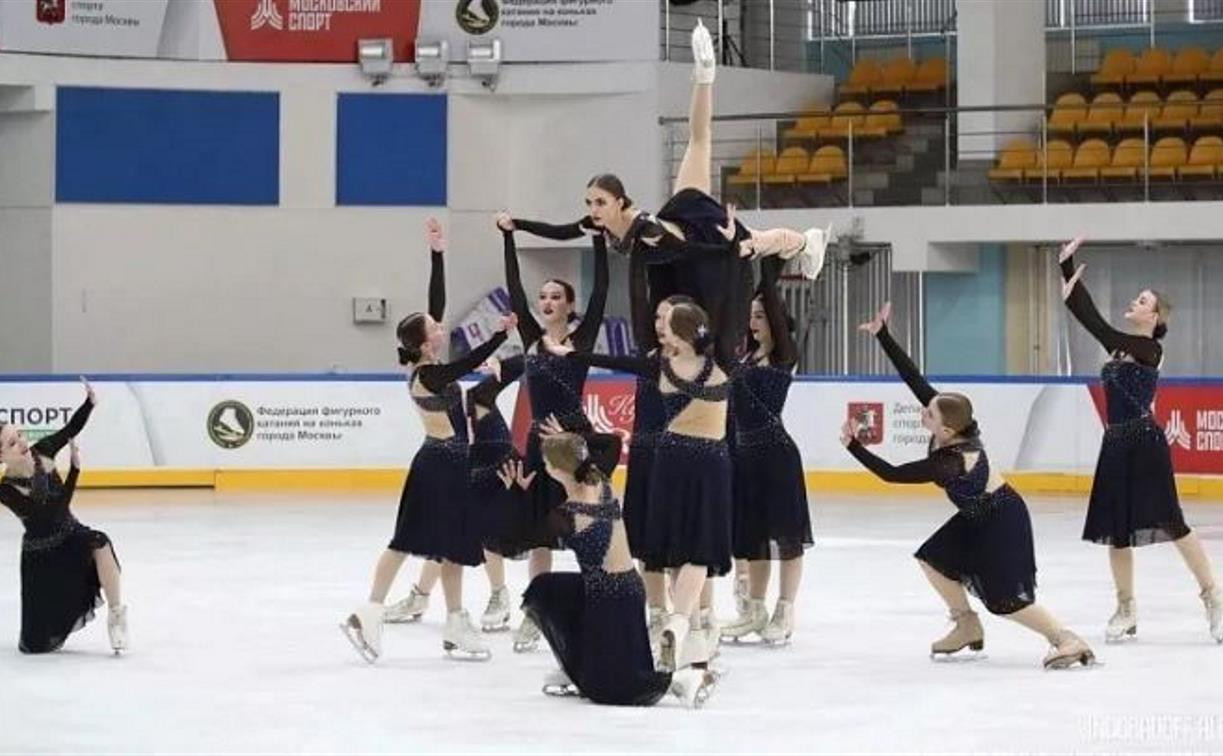 Тульские фигуристки приняли участие во Всероссийских соревнованиях по синхронному катанию на коньках