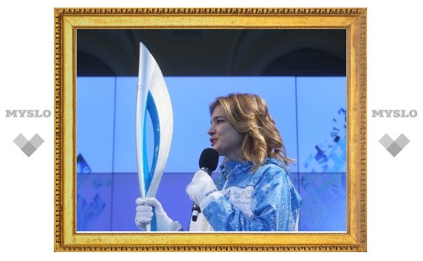 Факел сочинской Олимпиалы-2014 показали общественности