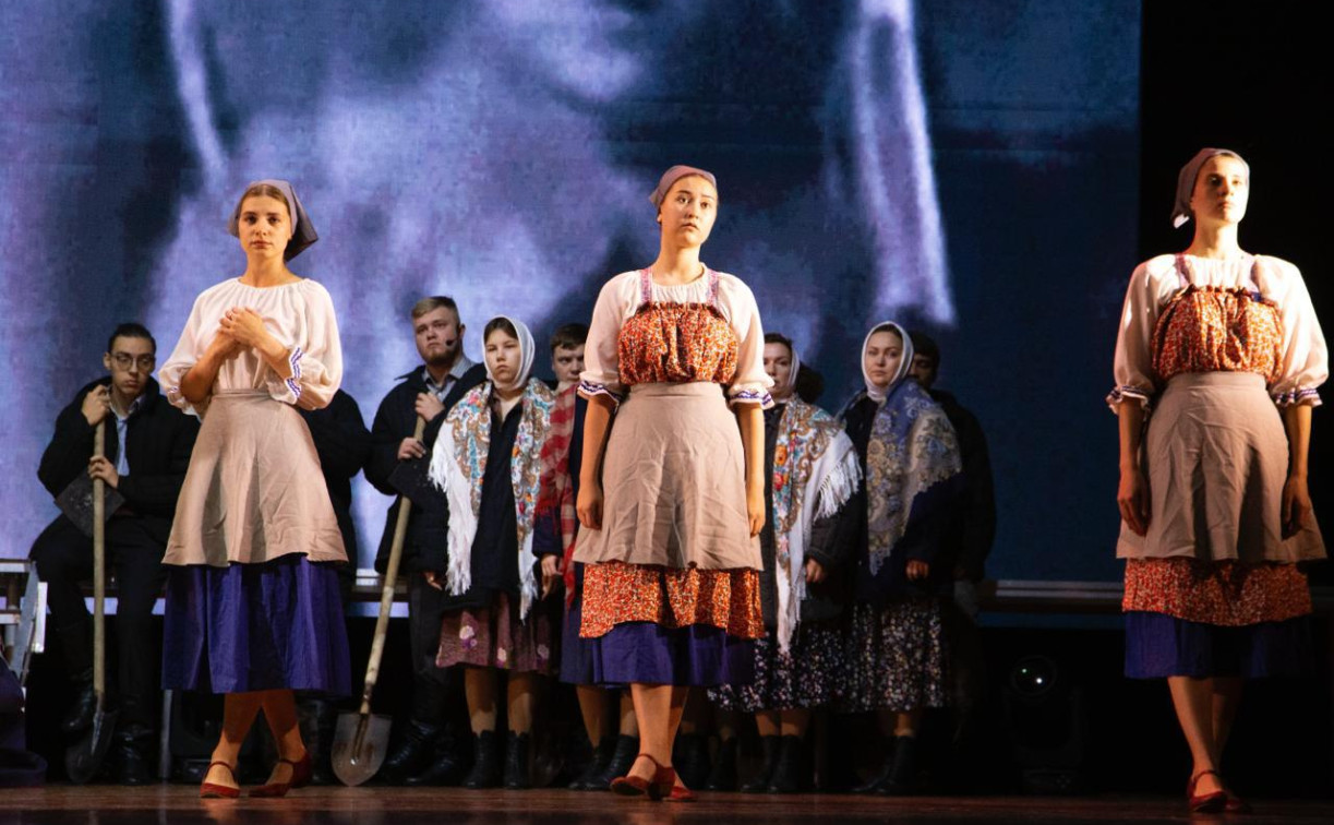 В Туле прошел гала-концерт Всероссийского фестиваля народного творчества «Салют Победы»