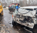 В Донском в серьезном ДТП с маршруткой пострадали два человека