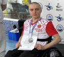 Спортсмен с ОВЗ из Алексина Андрей Тимошенко забрал третью подряд медаль на всероссийских соревнованиях