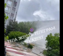 «Фонтан до третьего этажа»: в Туле прорвало трубу на Клары Цеткин