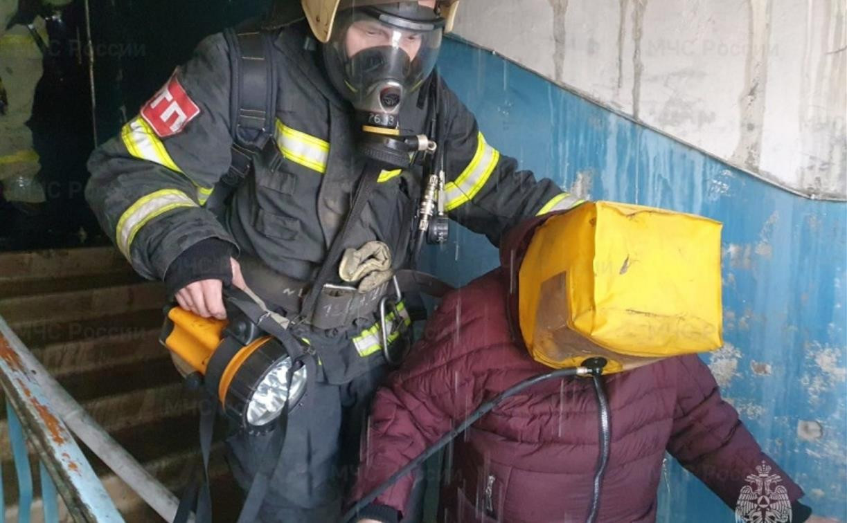 В Ясногорском районе сотрудники МЧС спасли на пожаре пенсионерку