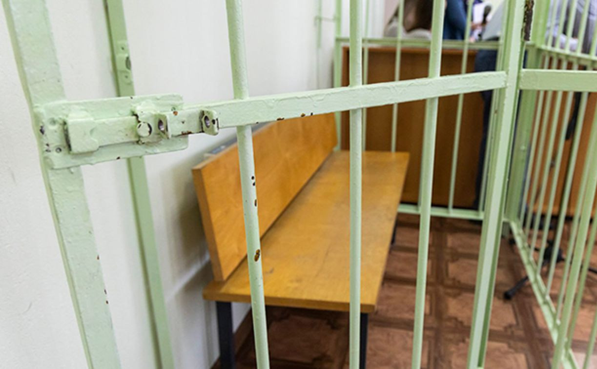 3,5 года лишения свободы и штраф 3 млн руб.: экс-руководителя отдела полиции осудили за взятки