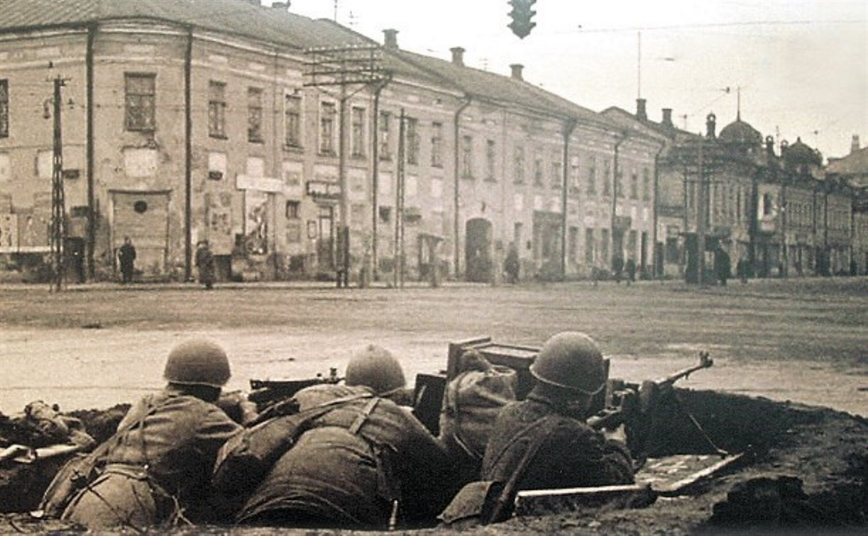 Тула отмечает 75-летие обороны города в годы Великой Отечественной войны