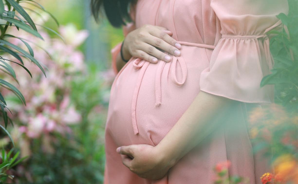 Вакцинация от ковида во время беременности: мнение главного тульского эпидемиолога