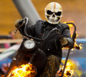 Горящие люди и мотоциклы, головокружительные трюки: в Туле прошло шоу каскадеров