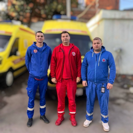 Тульские медики провели мини-операцию в автомобиле скорой помощи