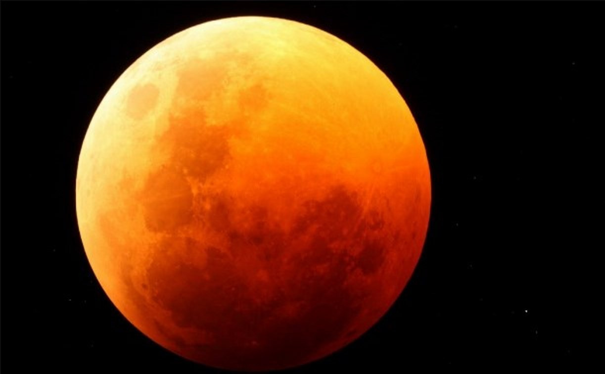 В сентябре туляки смогут увидеть затмение кровавой Луны и астероид Веста