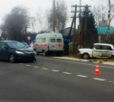 На трассе "Тула-Новомосковск" столкнулись ВАЗ и иномарка