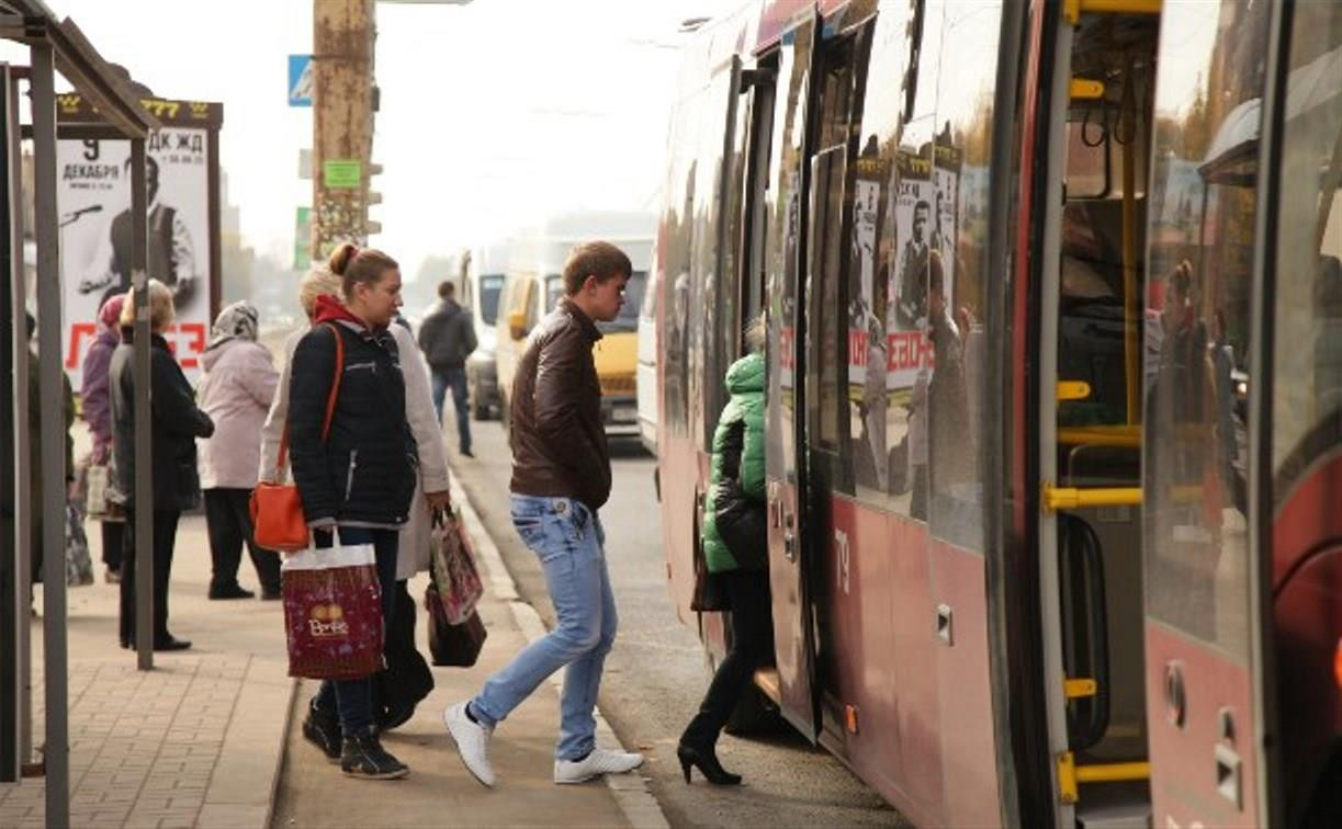 Жители Пролетарского округа жалуются на нехватку общественного транспорта