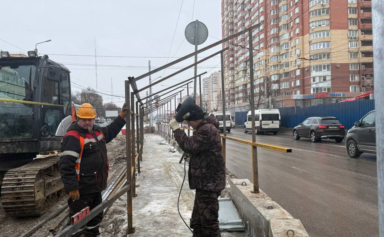 С 14 февраля на Орловском путепроводе организуют пешеходную дорожку