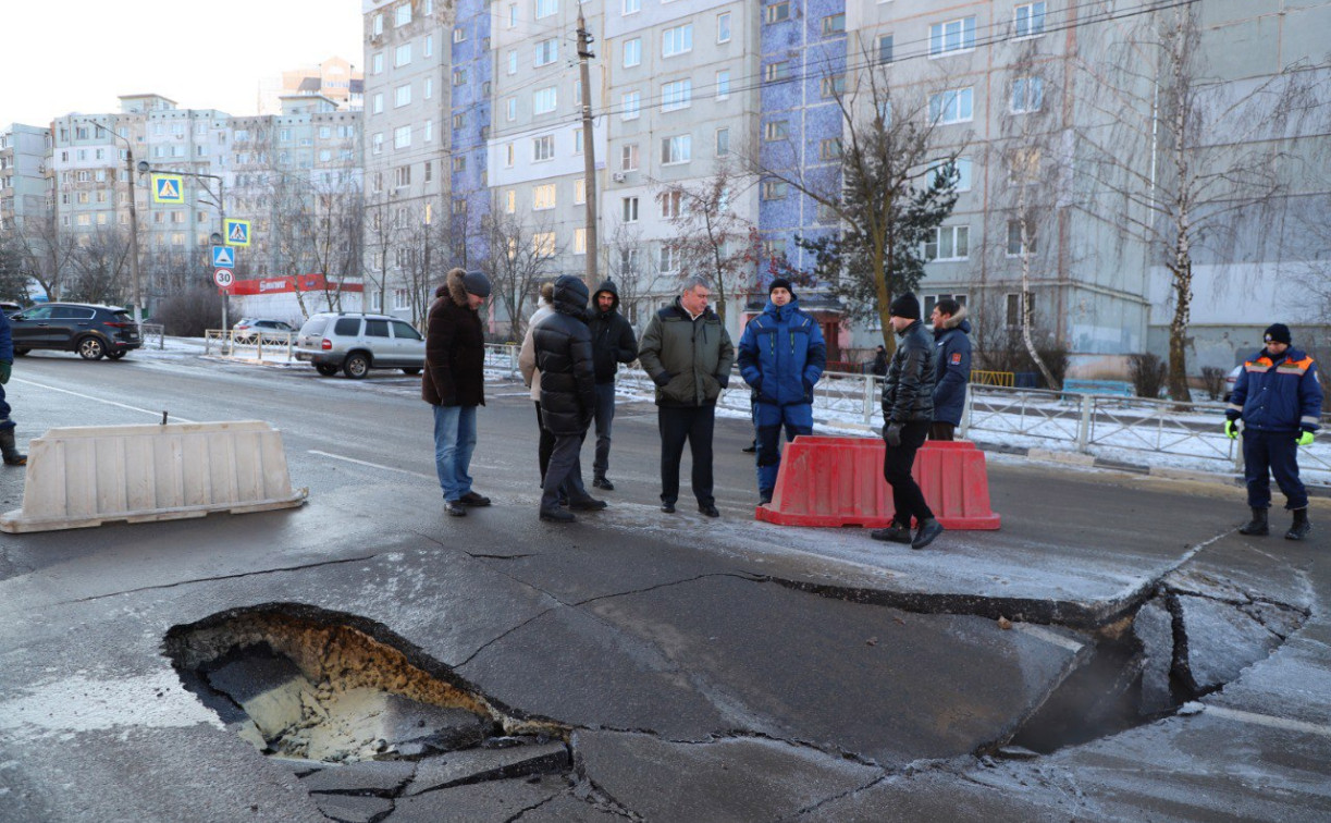 В Туле из-за провала на Хворостухина до 26 декабря ограничат движение транспорта