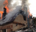В Туле в Рабочем проезде сгорел жилой дом