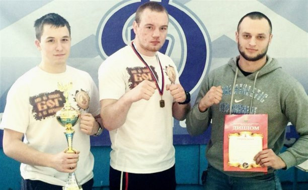 Тульские мастера панкратиона привезли 9 медалей из Липецка