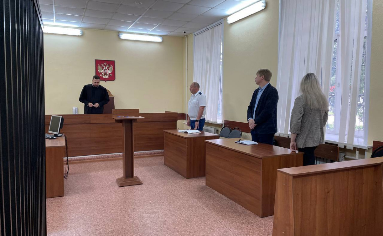 Руководитель судебных приставов из Узловой «отмазала» зятя от взысканий