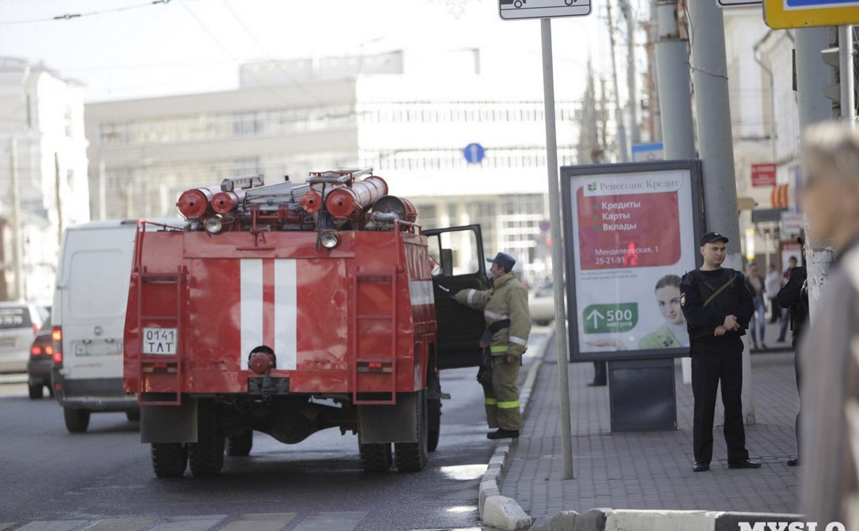 Массовая эвакуация в Туле: сотрудники ФСБ вычислили подозреваемых