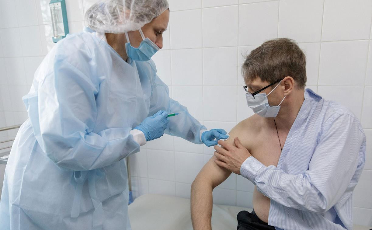 В Туле началась вакцинация от коронавируса