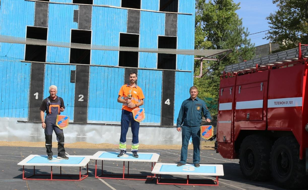 В Туле состоялись соревнования среди добровольных пожарных