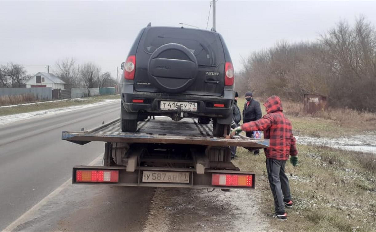 Тульские госавтоинспекторы задержали двух таксистов-нелегалов