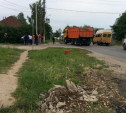 На ул. Карпова КамАЗ сбил на пешеходном переходе подростка-велосипедиста 
