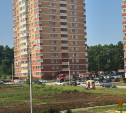Очевидцы: Мужчина поджег диван в квартире в Левобережном и сбежал