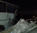 Ночью в Тульской области грузовик протаранил пассажирский автобус
