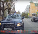 В Туле водителя Audi убедили не ехать «против шерсти» на аварийке
