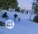 Питбайк протащил девочку несколько метров: появилось видео жесткого ДТП с подростком-мотоциклистом
